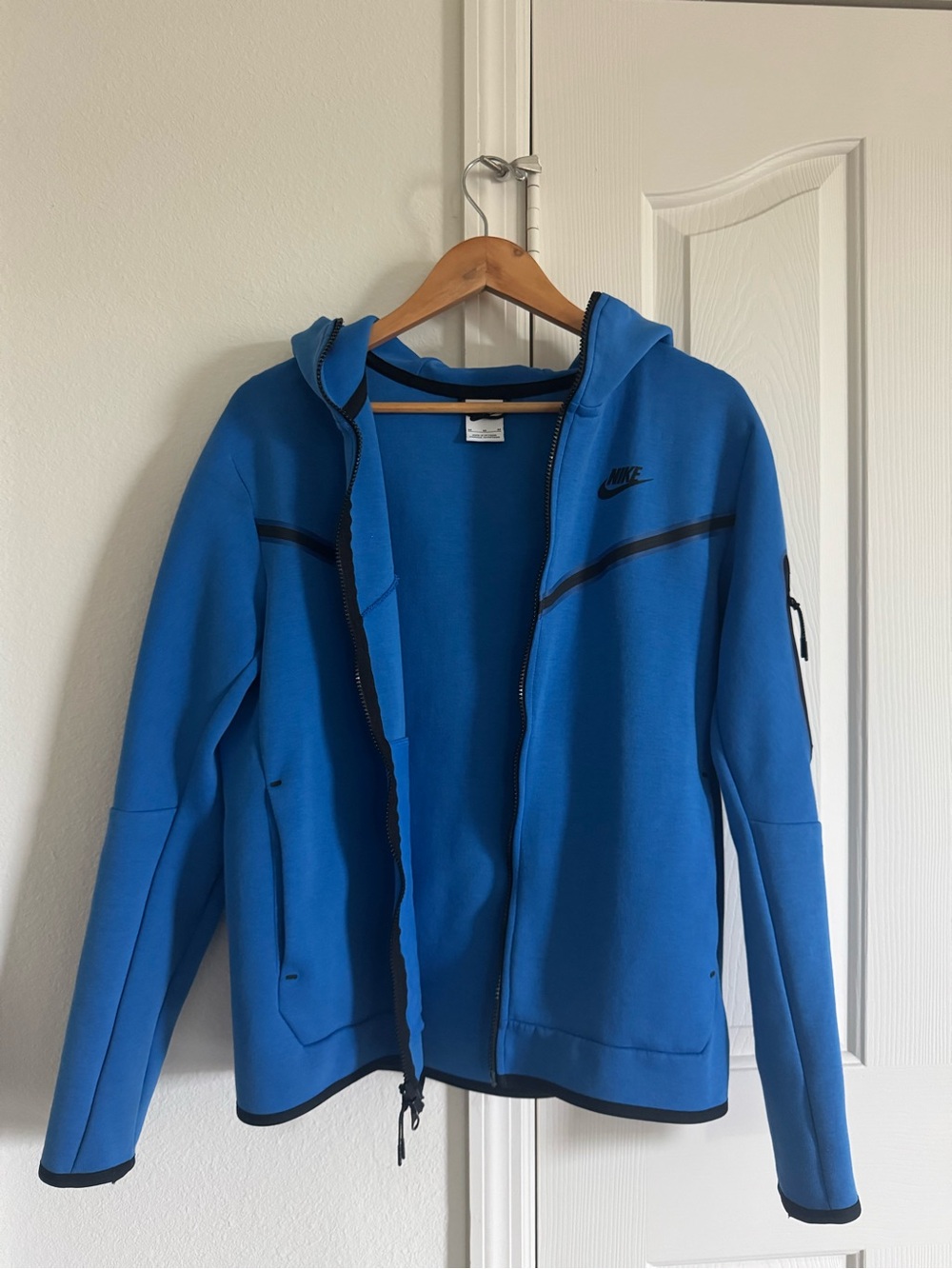Nike tech hoodie blue